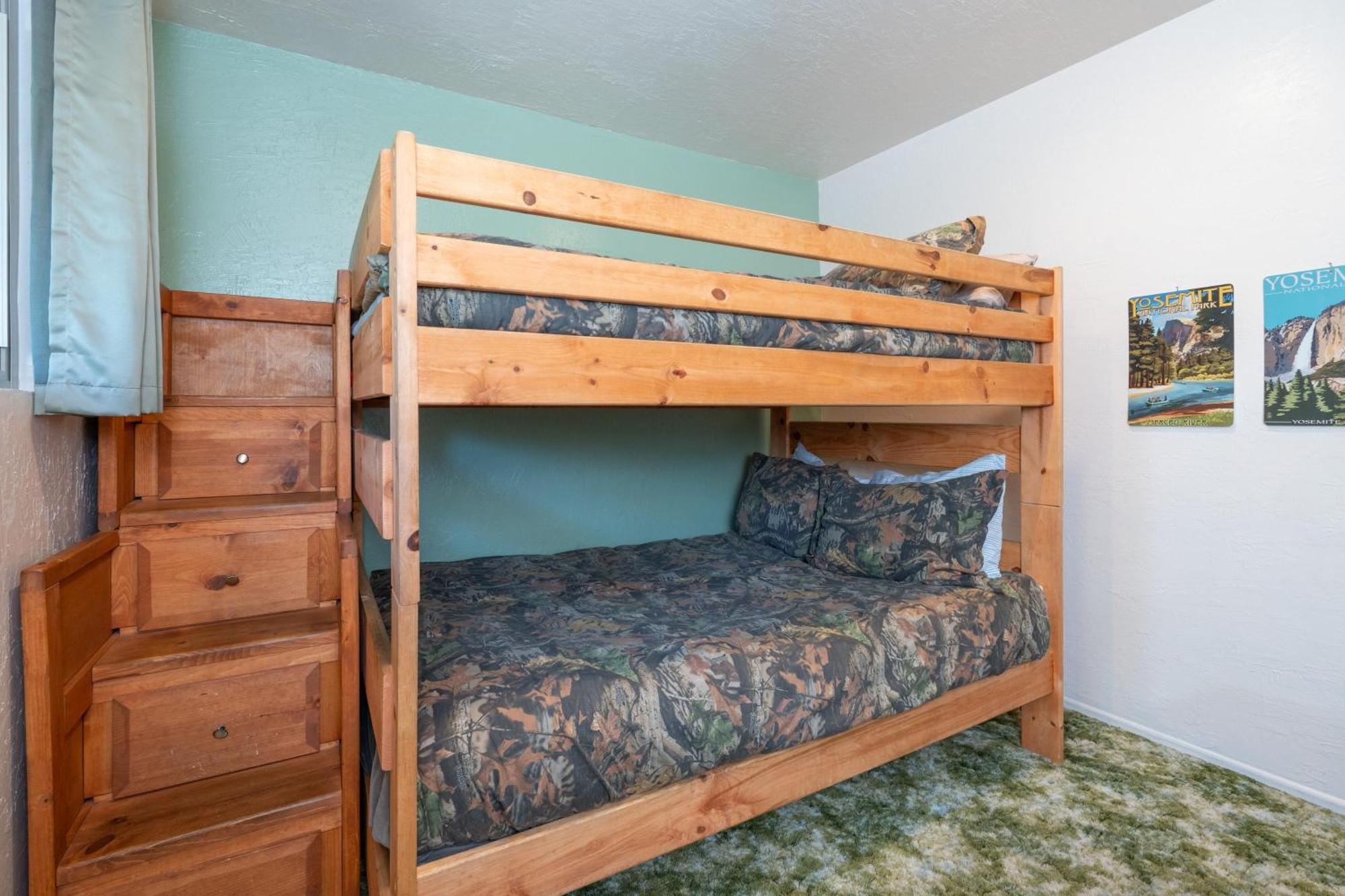 Cedar Mountain Lodge Oakhurst Buitenkant foto