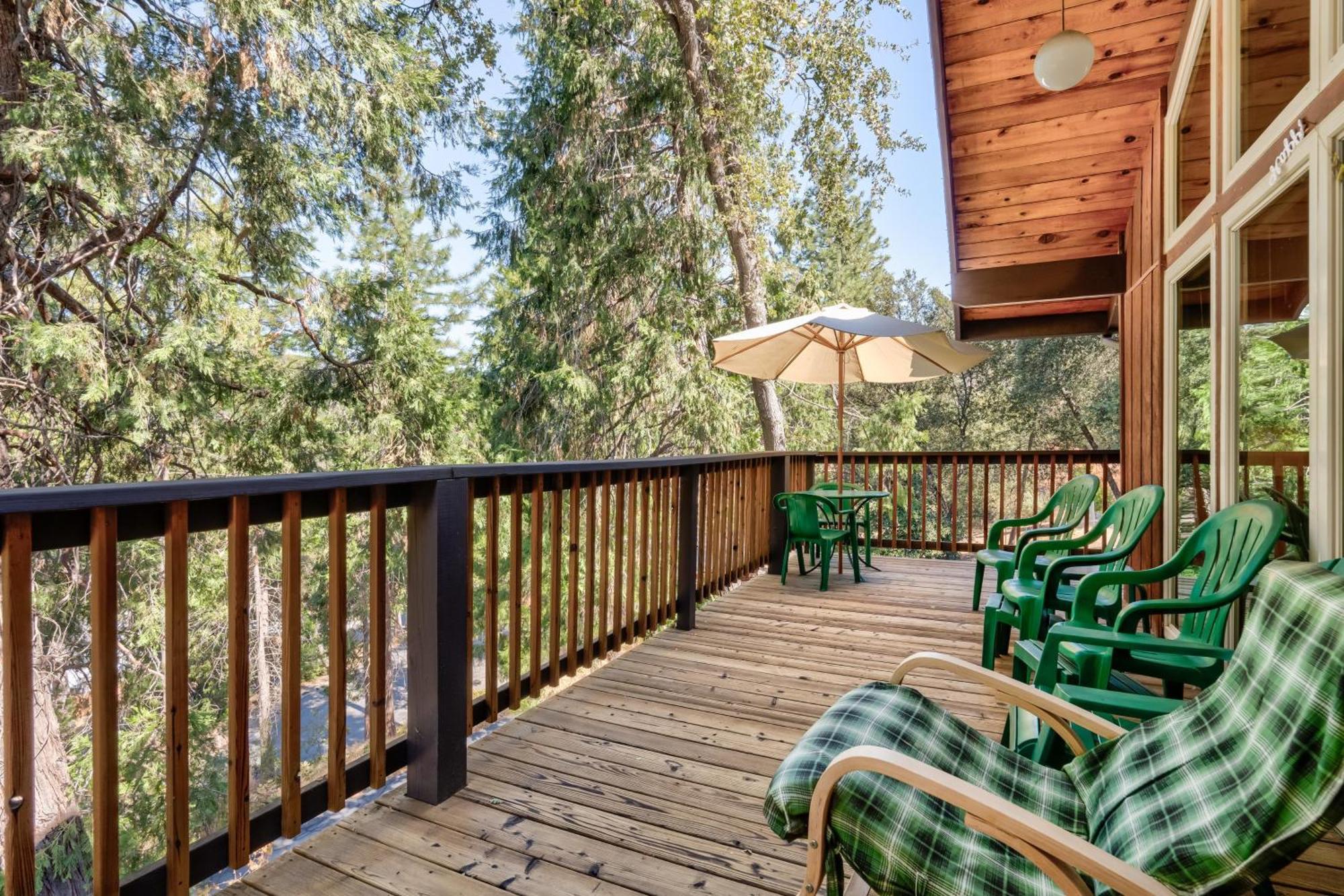 Cedar Mountain Lodge Oakhurst Buitenkant foto
